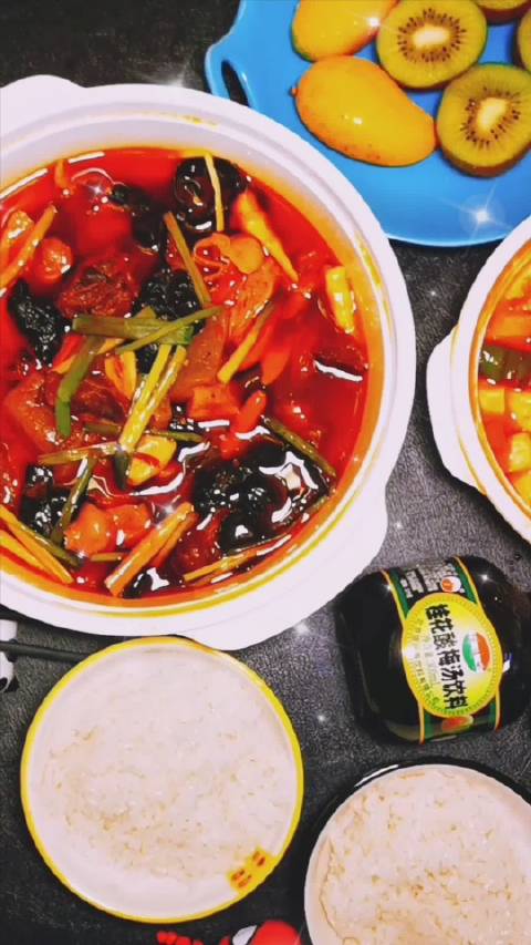 鲜衣美食两道特色泸州菜了解一下...